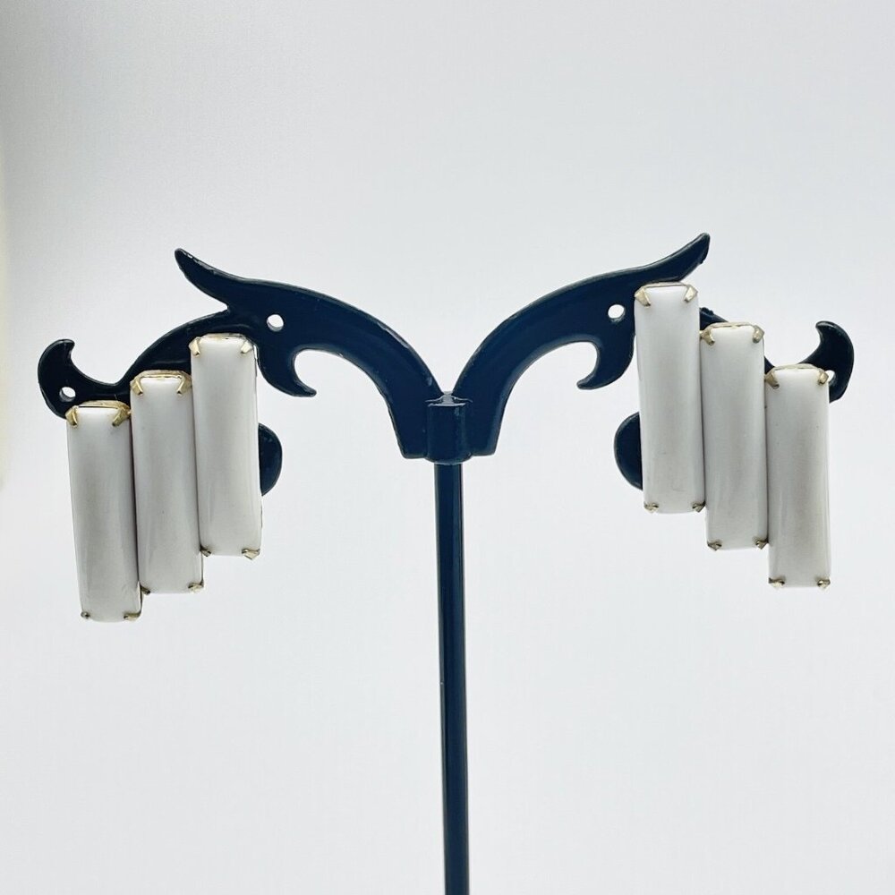 Milk Glass Screwback Earrings White Navette Bars Gold Tone Vintage 1950s